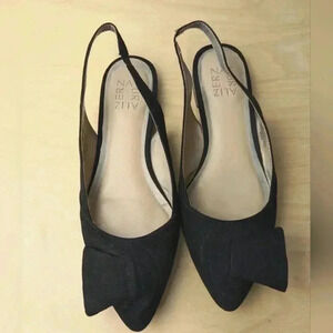 NATURALIZER Cute sandales size 7 All black In  Perfect condition!